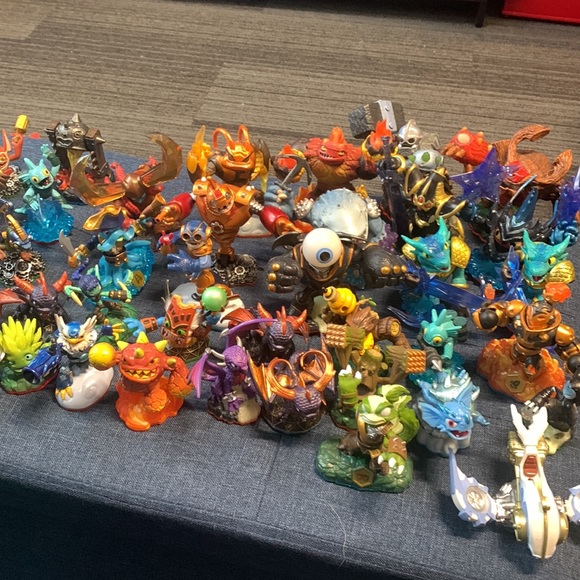 skylanders Other - Sylander Figurine Bundle